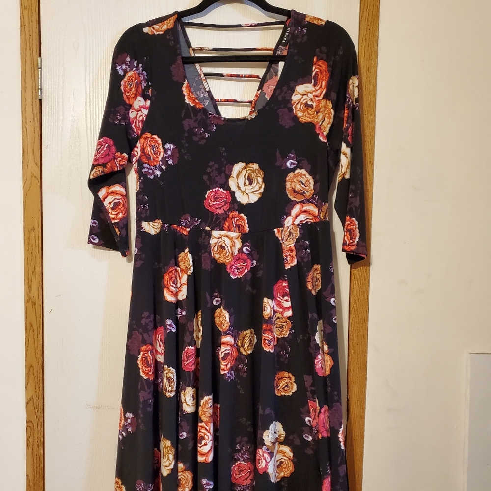NWT Torrid Floral Dress Size 0 - Picture 3 of 5
